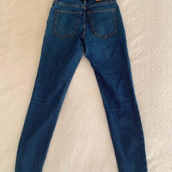 Everlane Authentic Stretch High-Rise Skinny, 24 Ankle, Mid Blue - Picture 4 of 10